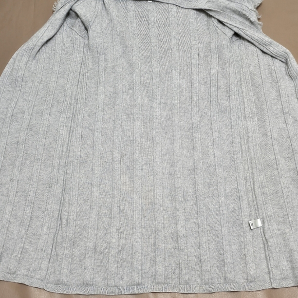 Neiman Marcus Women Cashmere L Cardigan Sweater Gray Fringe Luxury Cozy Office - Picture 4 of 16